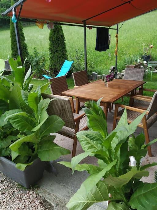 Upcycling Appartement Fischl - Nachhaltig Und Kreativ Wohnen Fuer Gross Und Klein เยนบาค ภายนอก รูปภาพ
